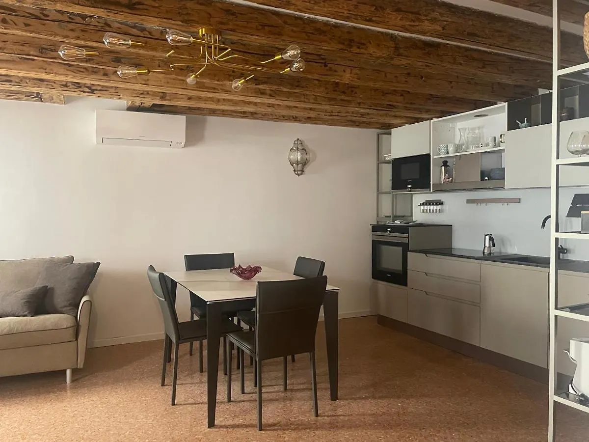 Ca' Ai Sospiri Apartment Venice 0*,  Italy